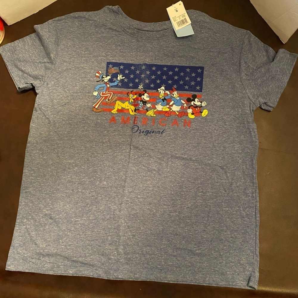 Disney America tee